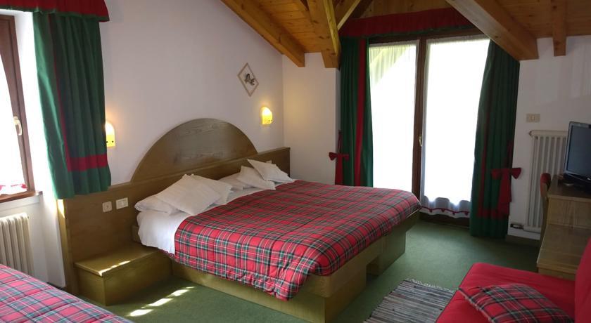 La Felce Bed & Breakfast Carisolo Habitación foto