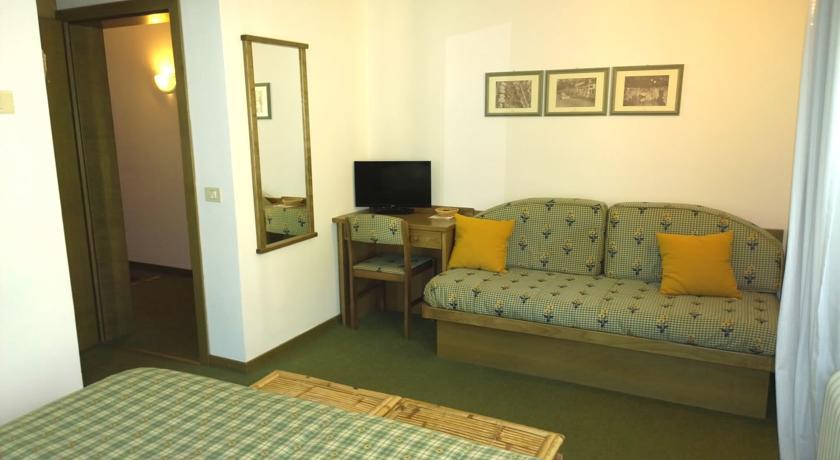 La Felce Bed & Breakfast Carisolo Habitación foto